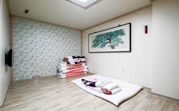 Geoje Tourist Hotel 外观 照片