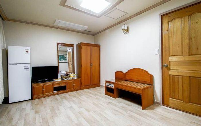 Geoje Tourist Hotel 外观 照片
